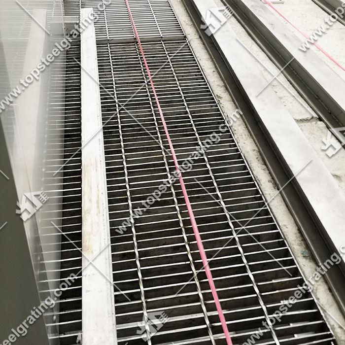 Drain Channel Grating